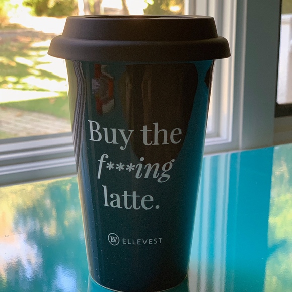 Meet your Posher: Allison - Picture 2 of 5